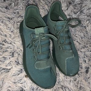 Women’s shoes